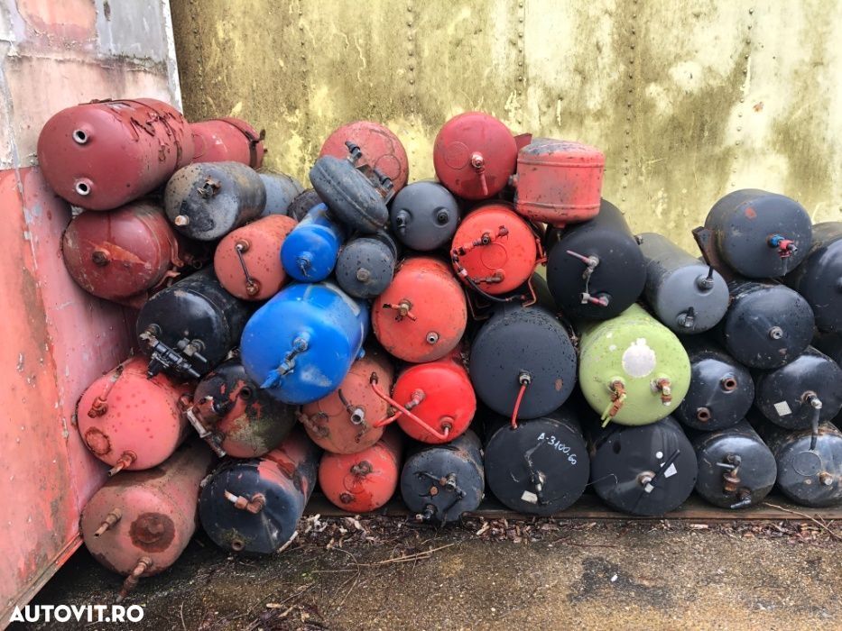 Butelii camion , cap tractor , semiremorca din dezmembrari - 5