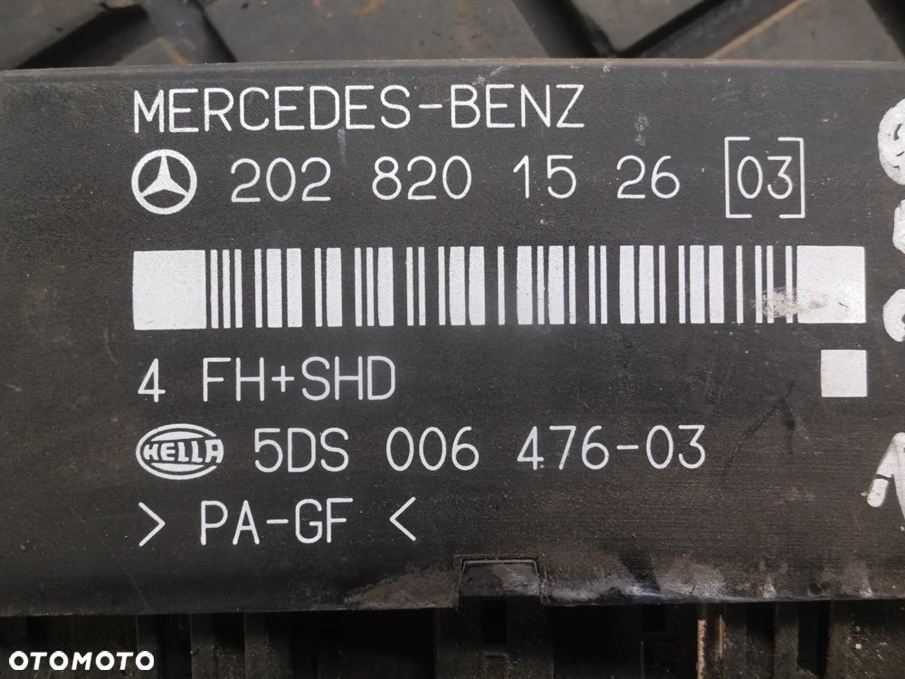Mercedes-Benz C W202 MODUŁ 2028201526 - 2