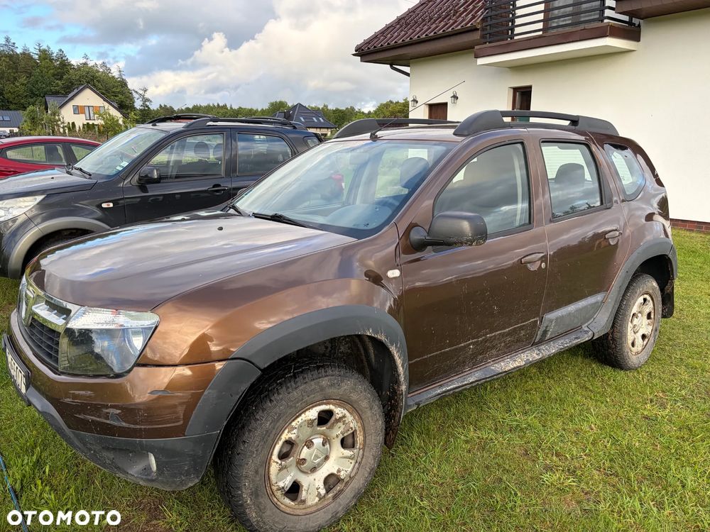 Dacia Duster 1.6 Laureate 4x4 - 1