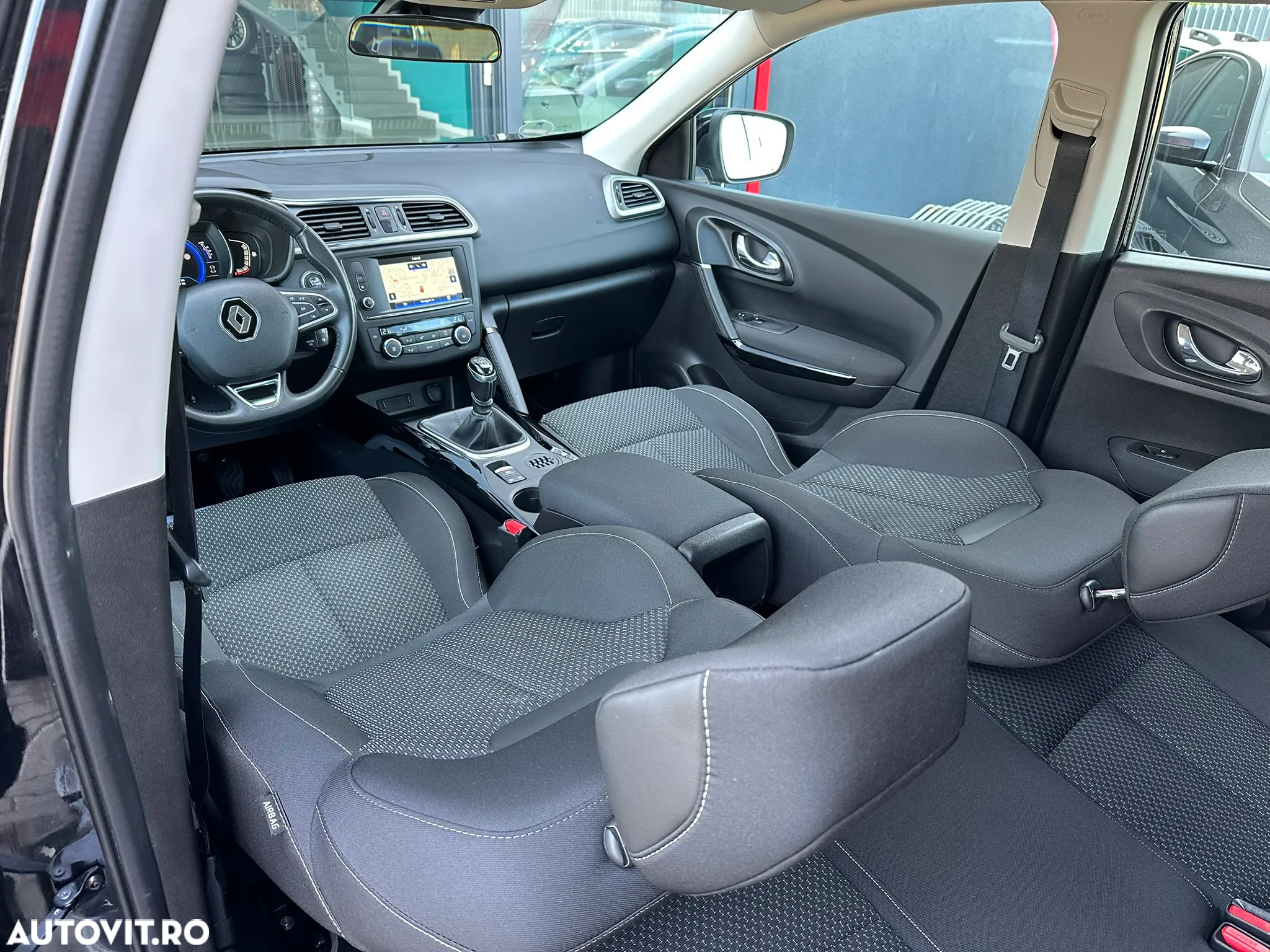 Renault Kadjar Energy dCi 130 Bose Edition - 26