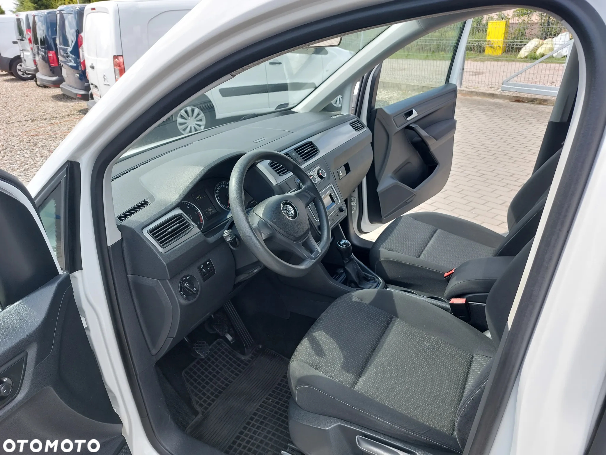 Volkswagen Caddy Maxi 2.0 TDI Trendline - 9