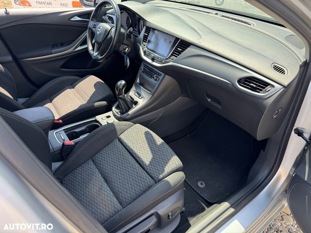 Opel Astra 1.6 CDTI ECOTEC Start/Stop Cosmo - 9