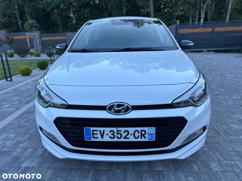 Hyundai i20 - 16