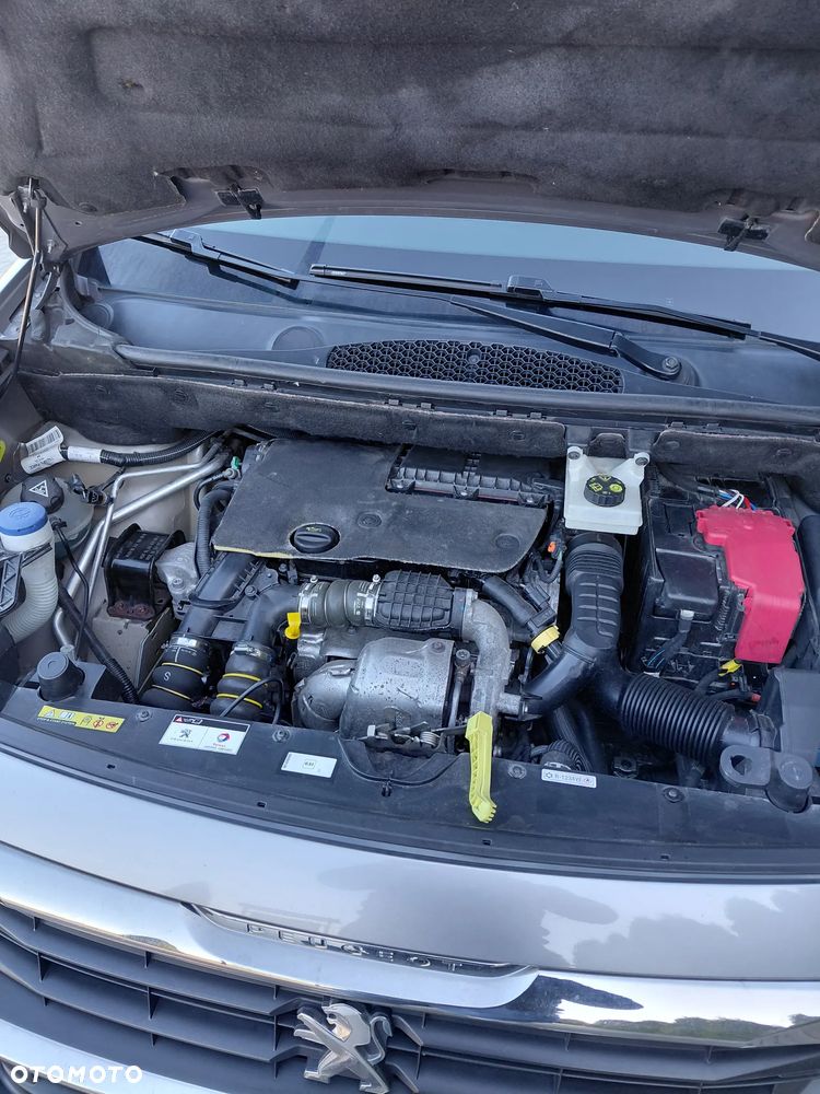 Peugeot Partner 1.6 BlueHDi Outdoor S&S - 16