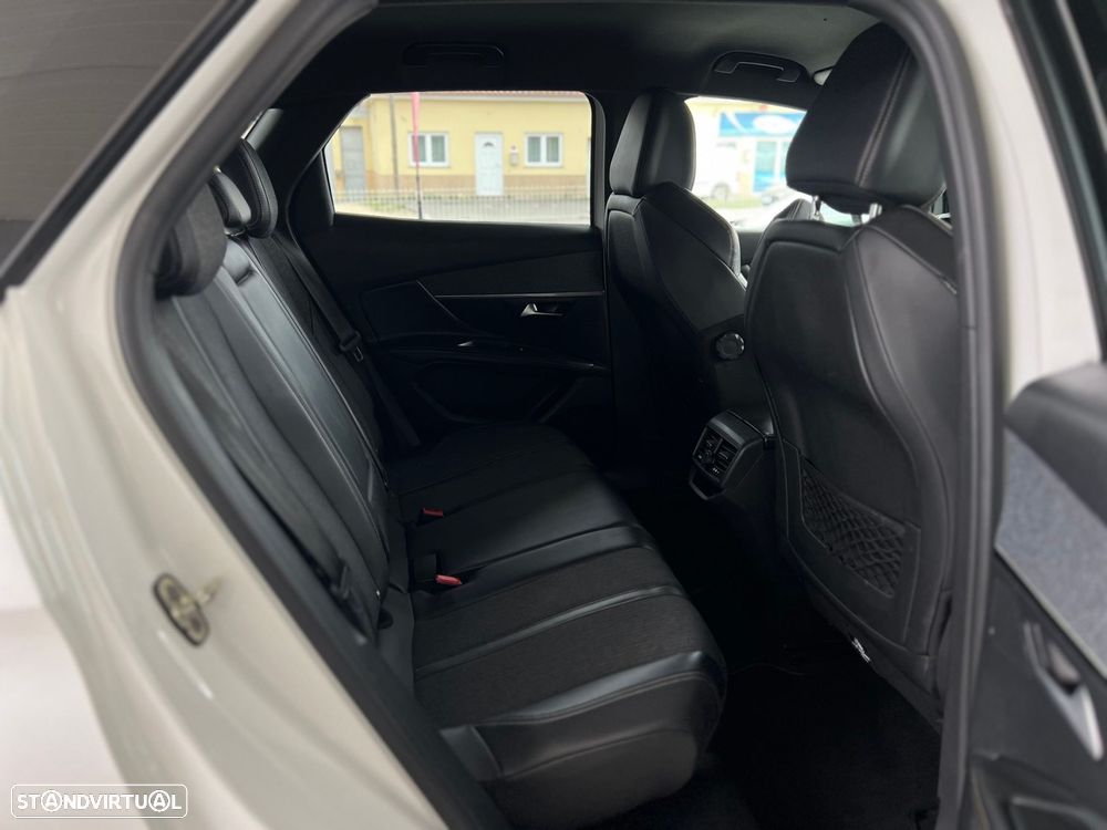 Peugeot 3008 1.5 BlueHDi GT Line - 27