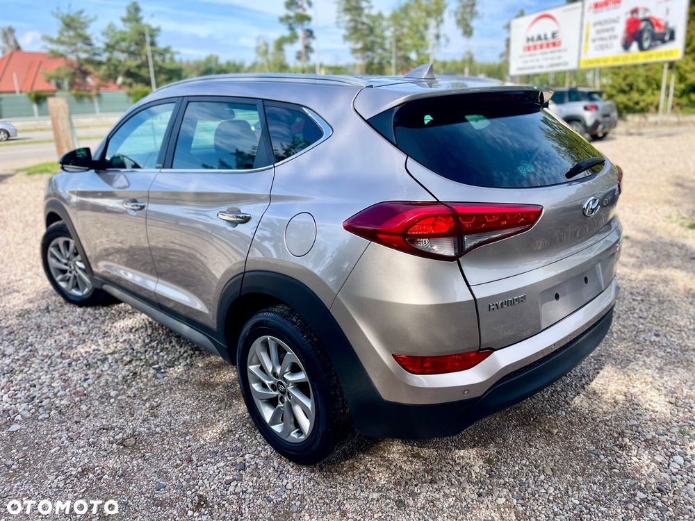 Hyundai Tucson - 4