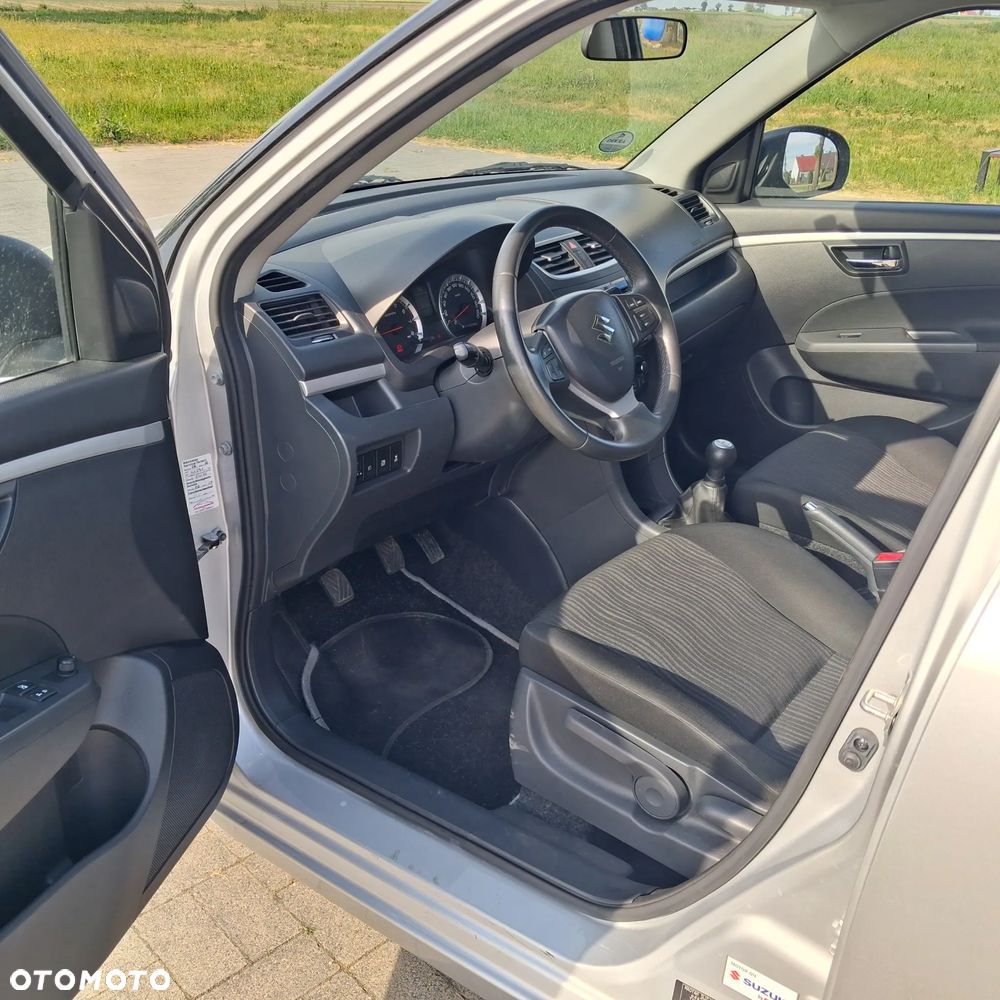 Suzuki Swift 1.2 Premium - 10