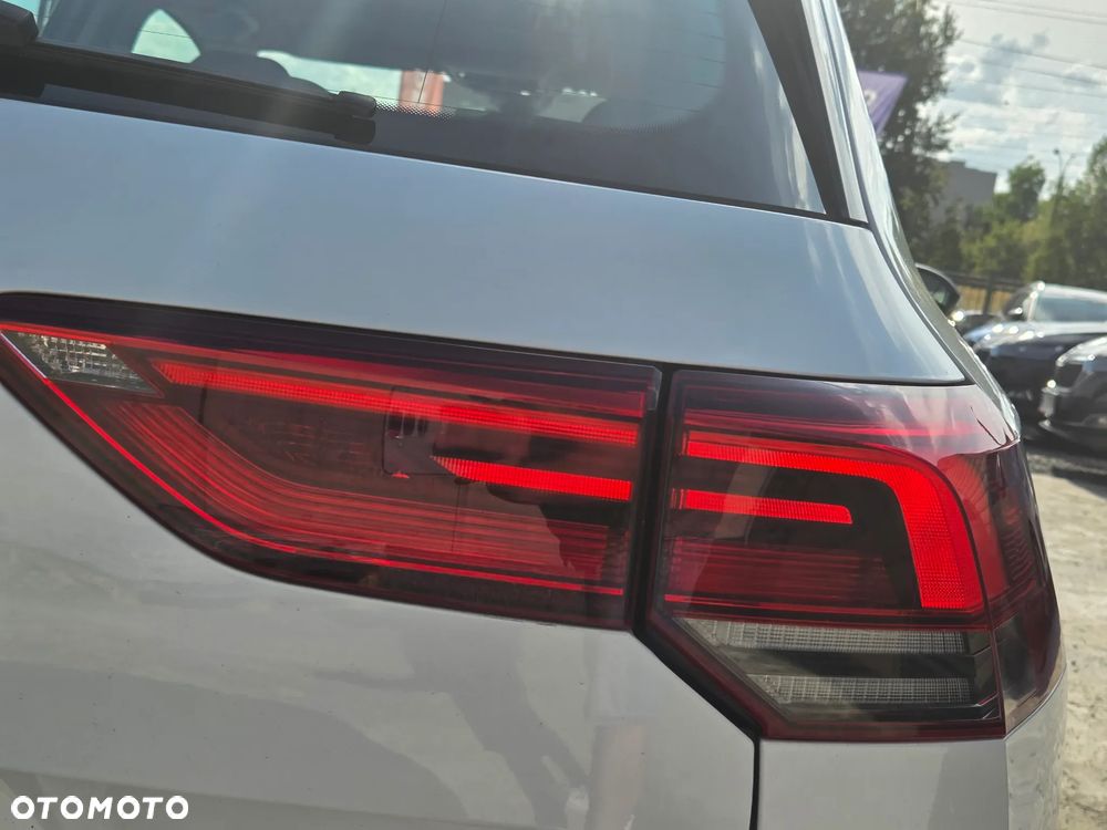 Volkswagen Golf 1.0 TSI Life - 31