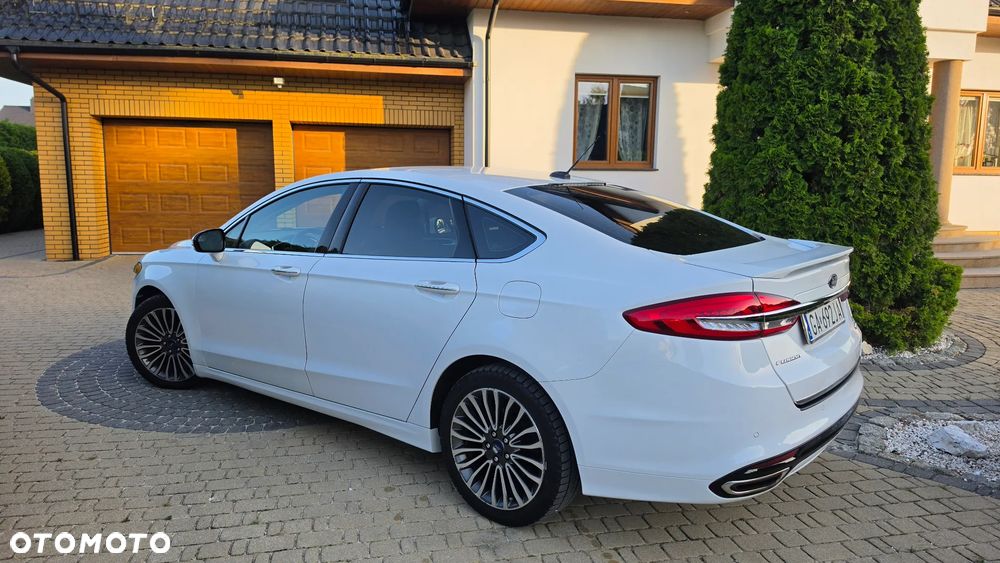 Ford Fusion 2.0 EcoBoost Titanium - 15
