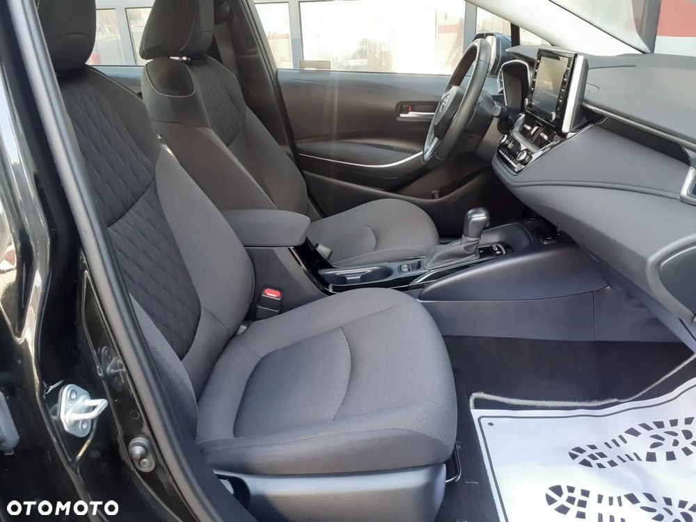 Toyota Corolla - 27