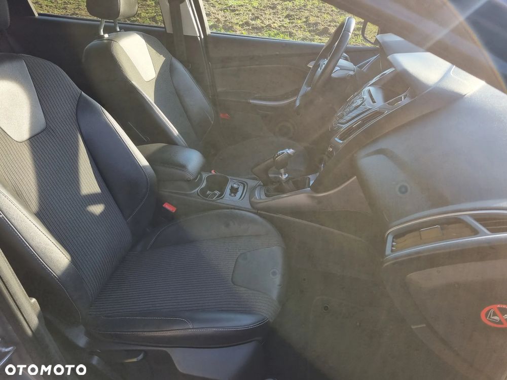 Ford Focus 1.0 EcoBoost STart-Stopp-System TITANIUM - 20