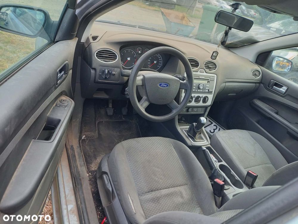 Części FORD FOCUS MK2 1.6 16V benzyna 3 drzwi 2005r D1 drzwi maska klapa błotniki lampy silnik skrzynia - 7