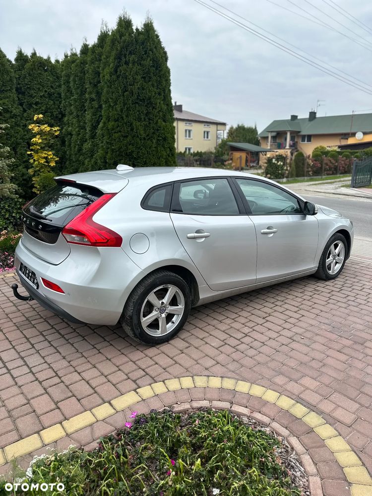 Volvo V40 - 10