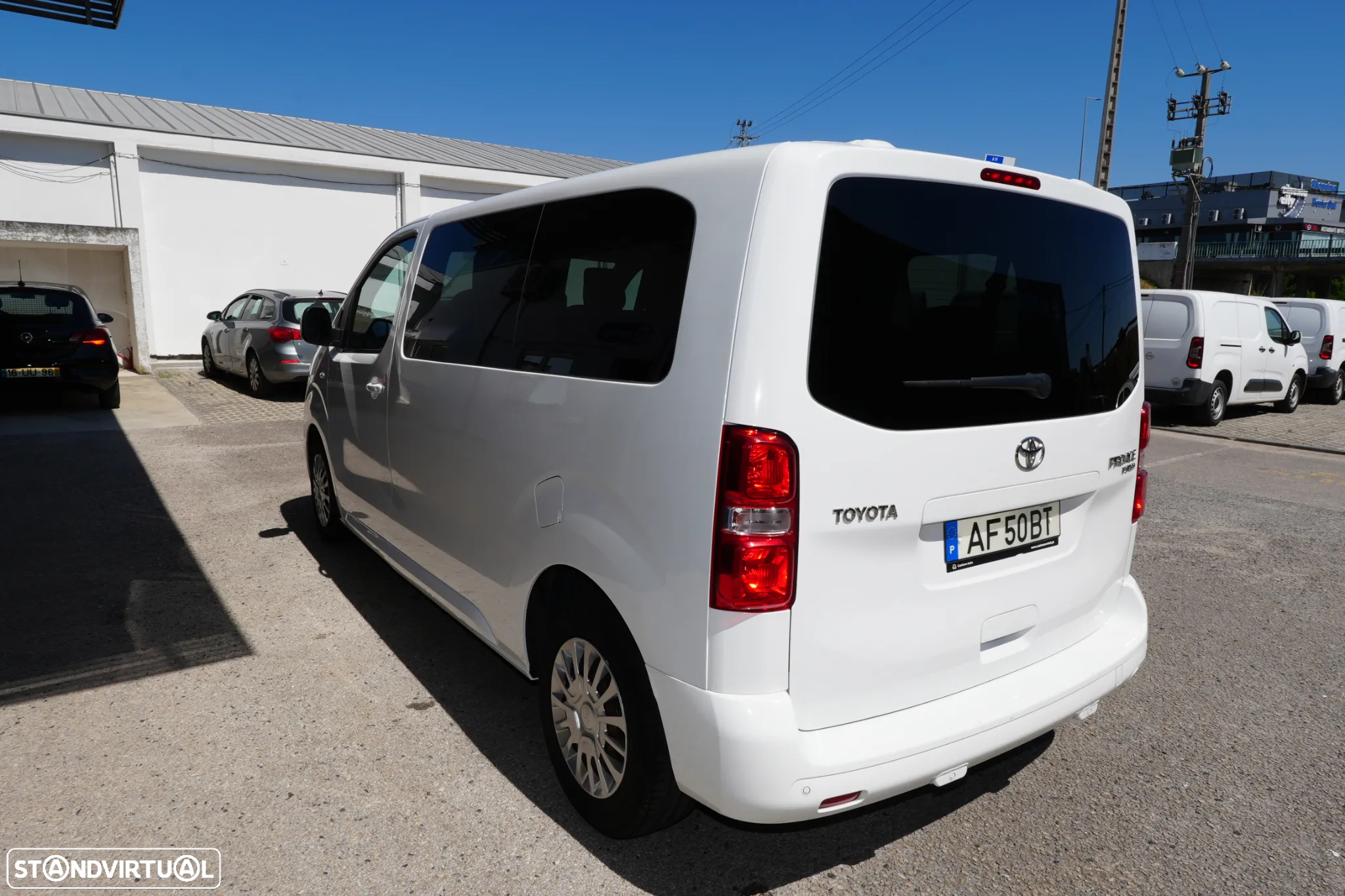 Toyota Proace 9Lugares Verso 1.5D4D 120cv - 4