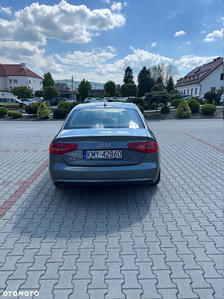 Audi A4 Limousine 2.0 TDI DPF multitronic Ambition - 6