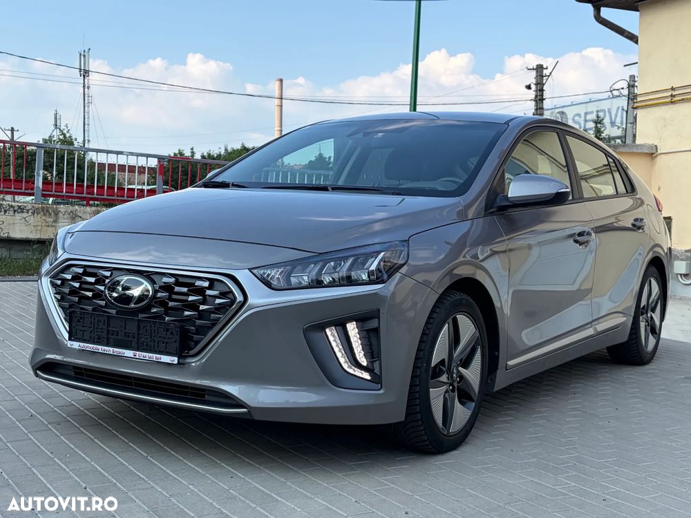 Hyundai IONIQ - 28