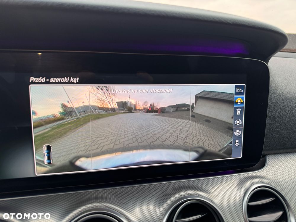 Mercedes-Benz Klasa E - 19