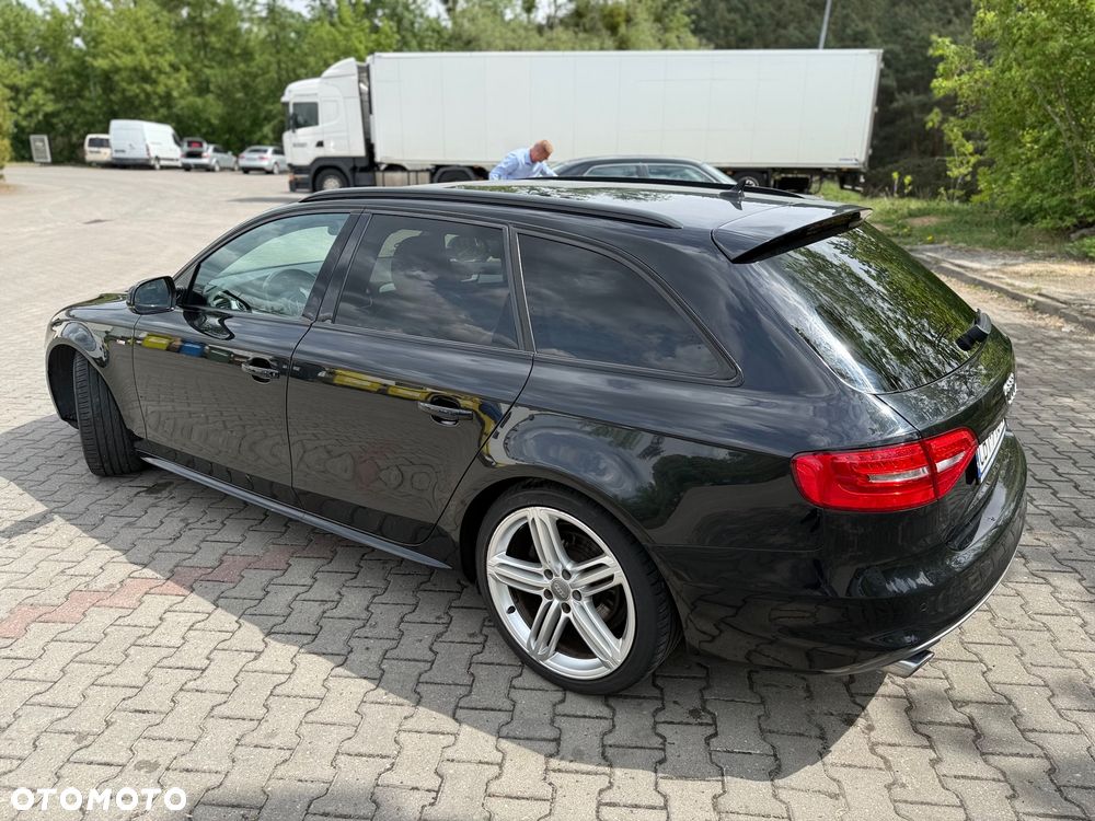 Audi A4 Avant 3.0 TDI DPF multitronic S line Sportpaket - 6