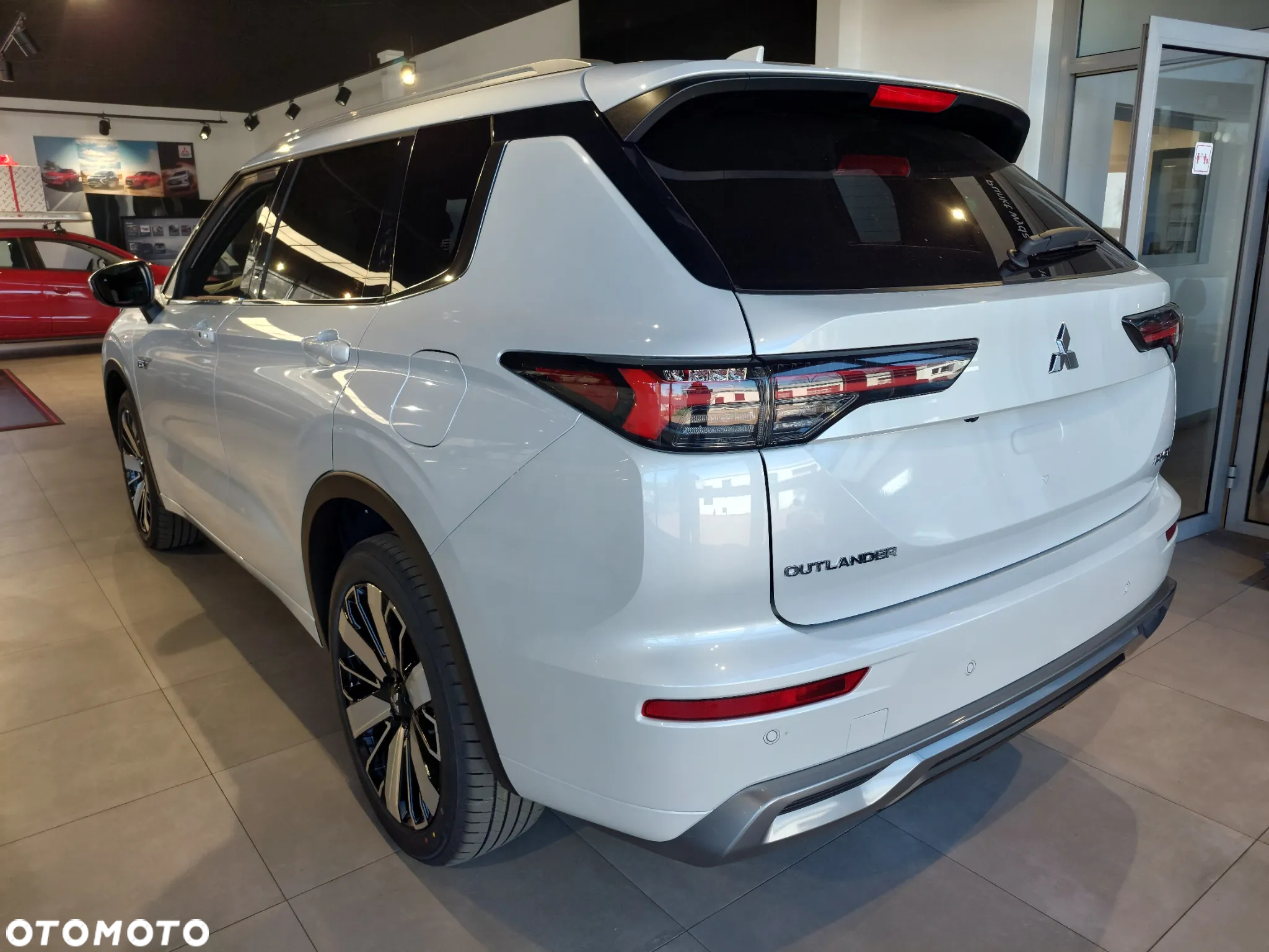 Mitsubishi Outlander PHEV Instyle Plus - 5