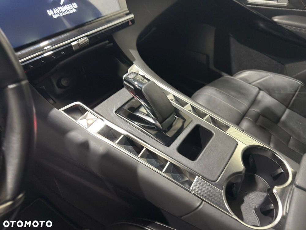 DS Automobiles DS 7 Crossback - 32