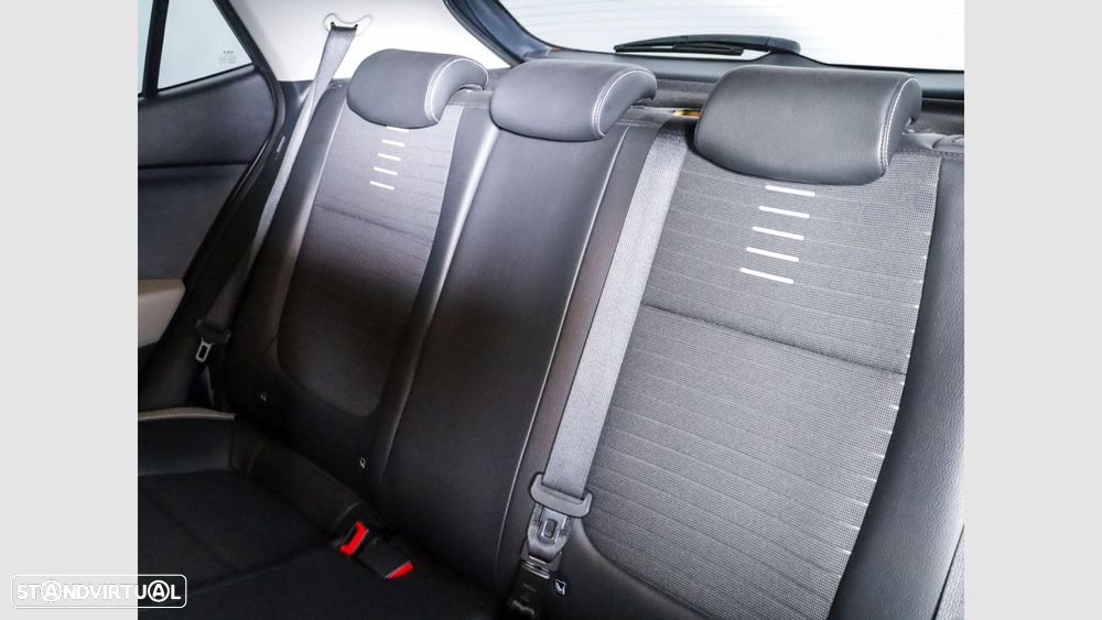 Kia Stonic 1.2 Dynamic - 8
