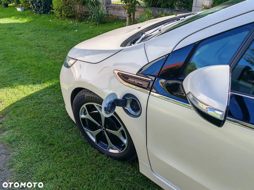 Opel Ampera - 11