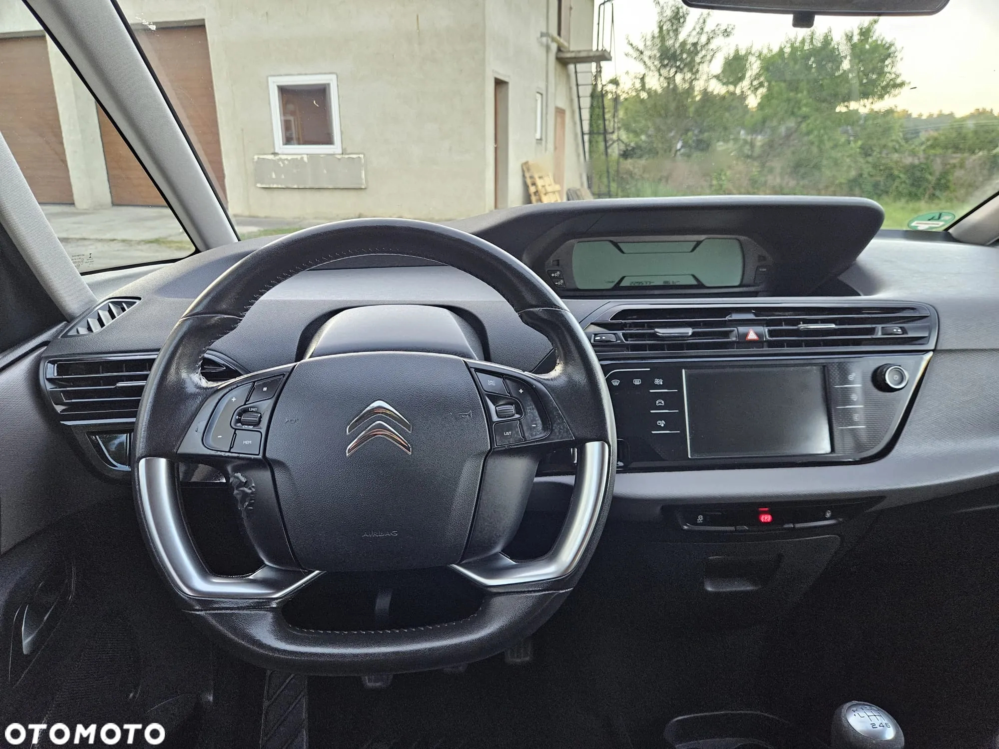 Citroën C4 Picasso 1.2 PureTech Attraction - 16