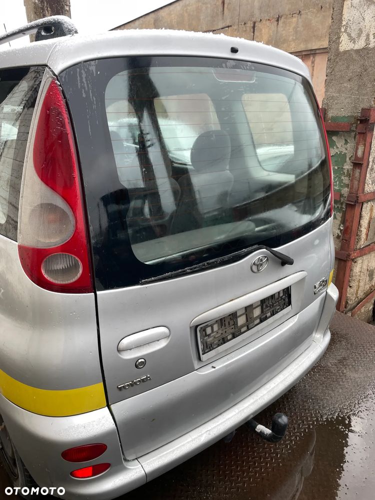 MASKA ZDERZAK DRZWI LAMPA KLAPA SZYBA I INNE TOYOTA YARIS VERSO 199 - 6
