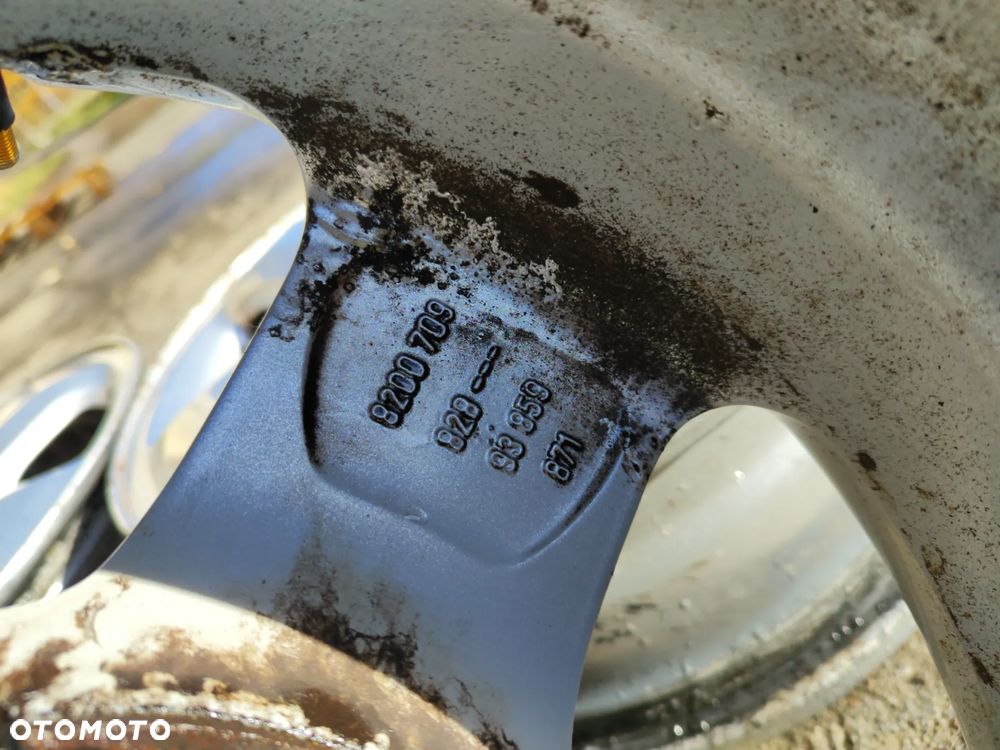 Alufelgi 16" 5x118 Trafic Vivaro Ducato Boxer Jumper Ładne! komplet 4 sztuki, średnica 16", rozstaw śrub 5x118, otwór centrujący 71,1 mm, ET50, szerokość 6", produkcja Ronal. Pasują do takich aut jak Renault Trafic, Opel Vivaro, Fiat Ducato, Citroen Jumper, Peugeot Boxer, Nissan Primastar. - 9