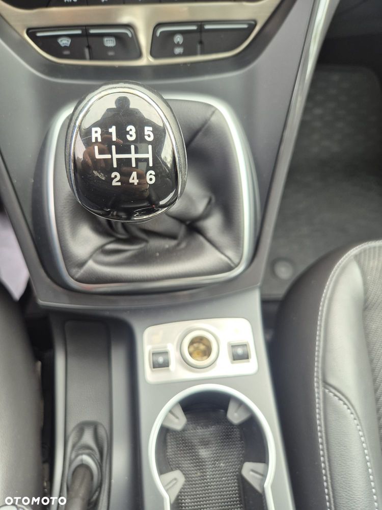 Ford Kuga 2.0 TDCi 4x4 Titanium - 23