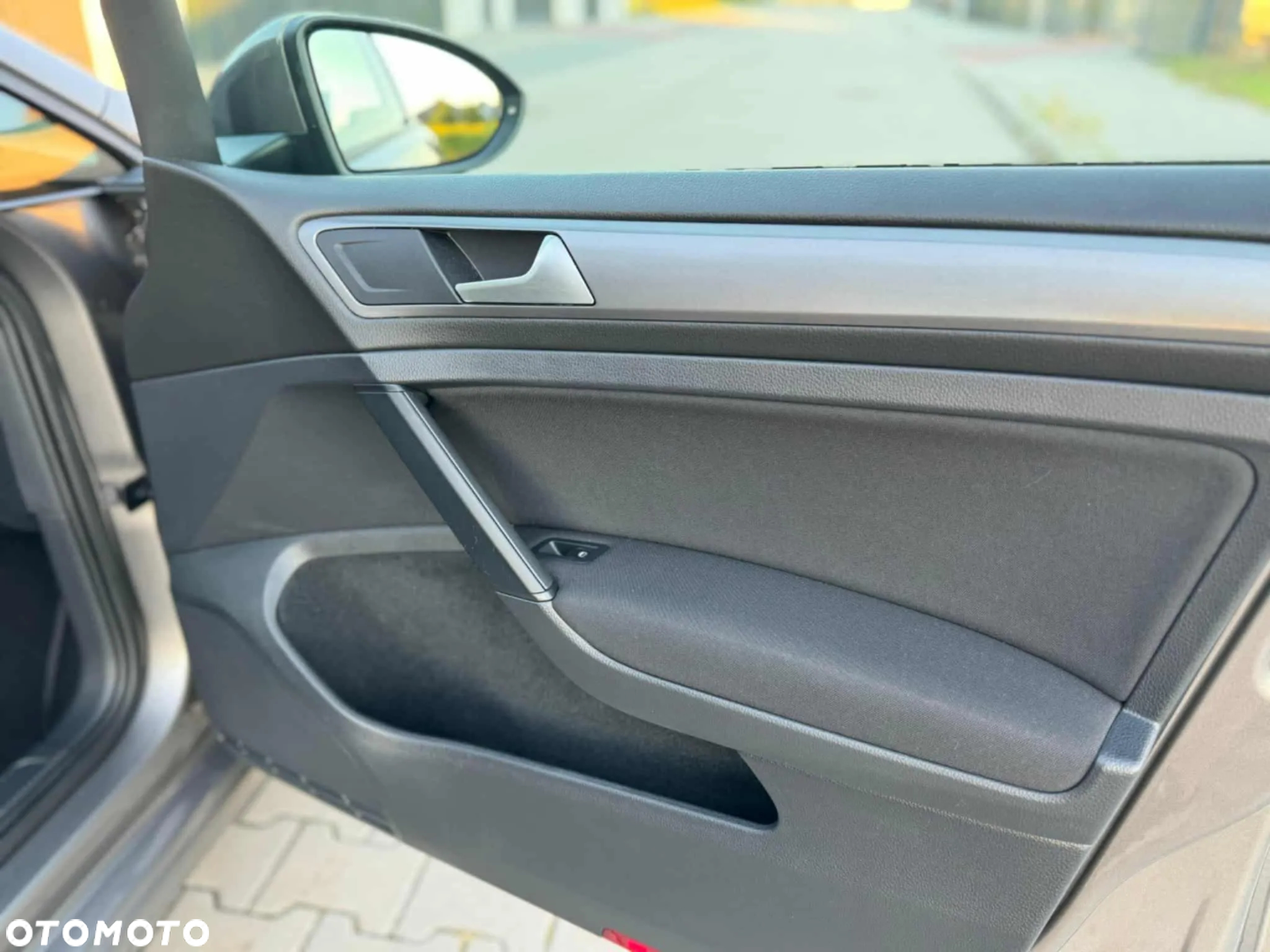 Volkswagen Golf VII 1.4 TSI BMT Highline DSG - 23