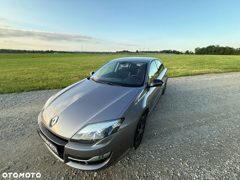 Renault Laguna 2.0 Black Edition - 1