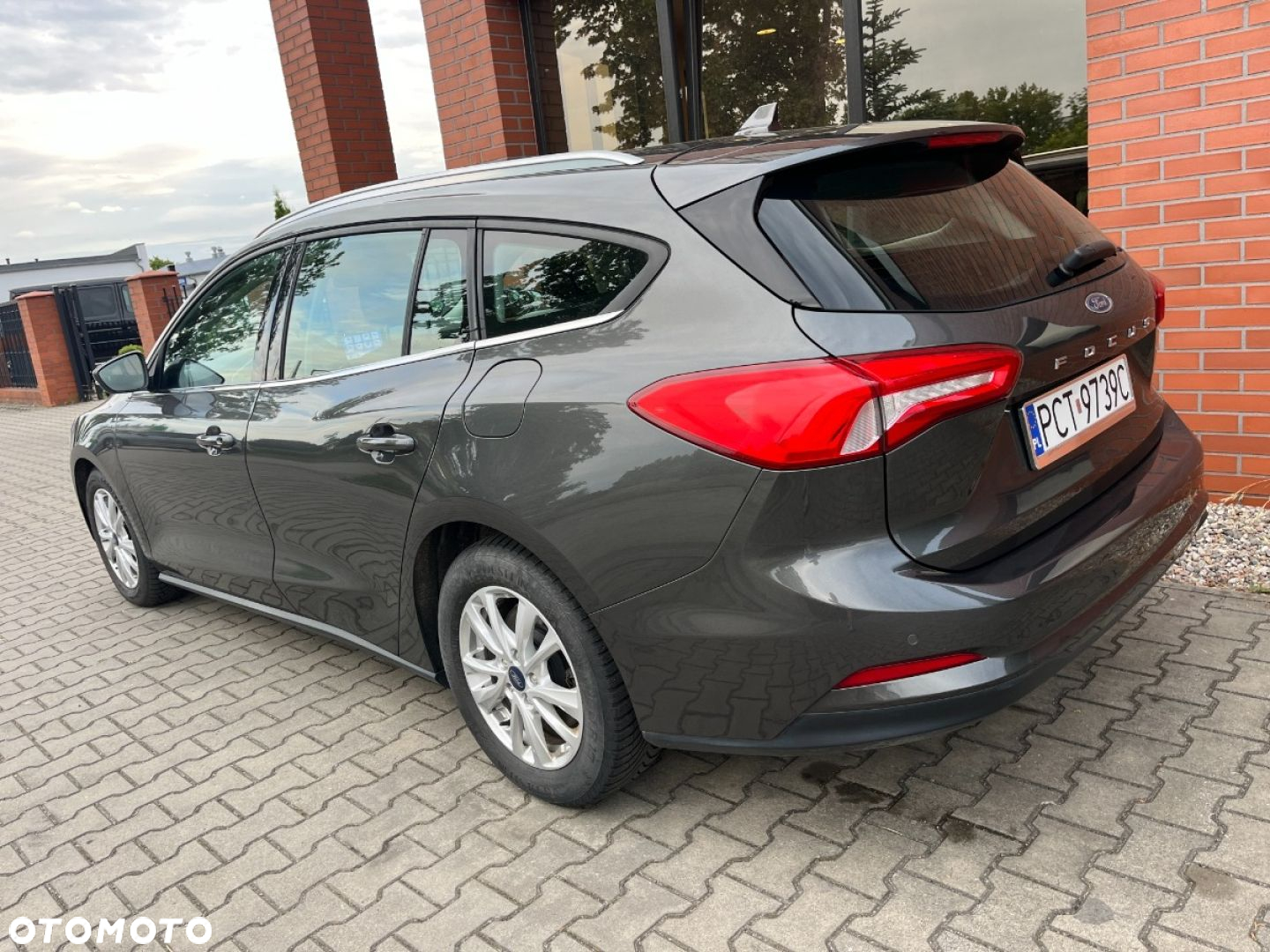 Ford Focus Turnier 1.5 EcoBlue Start-Stopp-System TITANIUM - 3