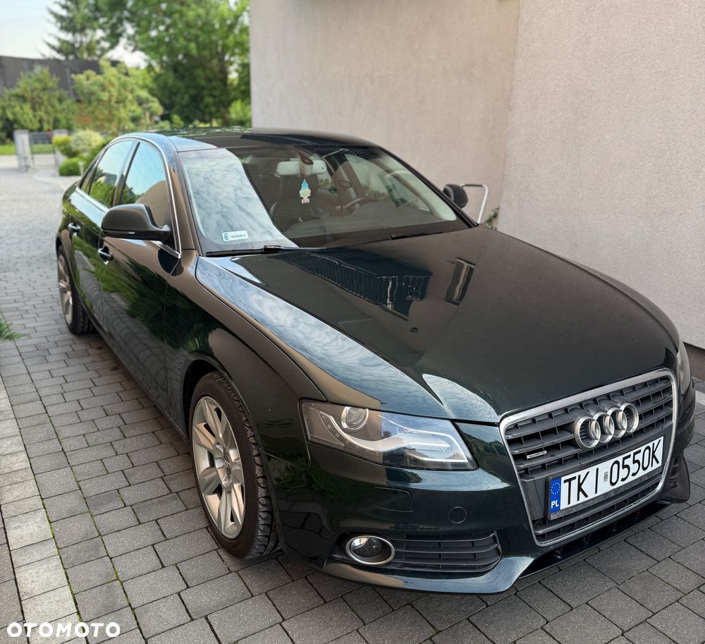 Audi A4 Limousine - 11