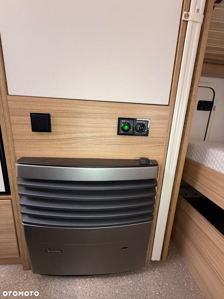 Dethleffs Camper 500 QSK Nomad Aero - 28