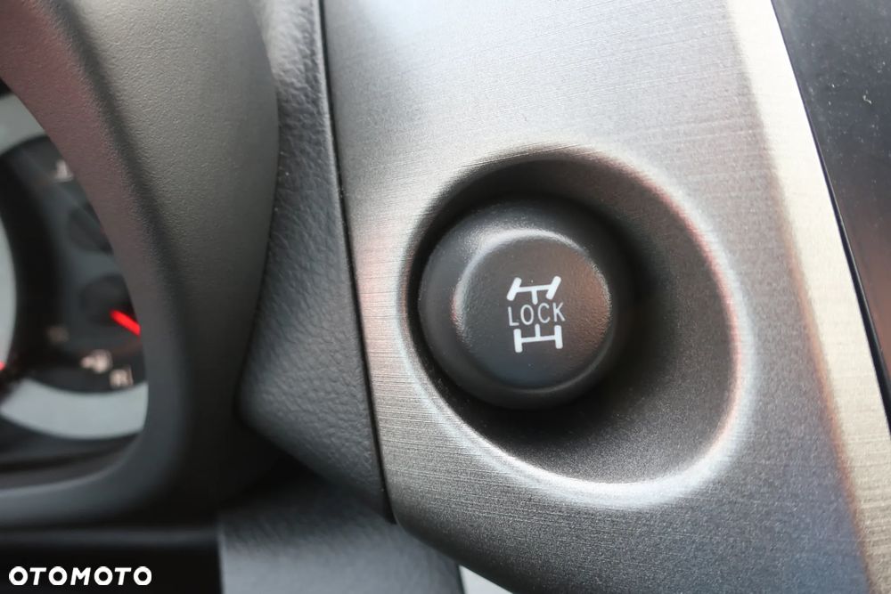 Toyota RAV4 2.2 D-4D 4x4 Executive - 18