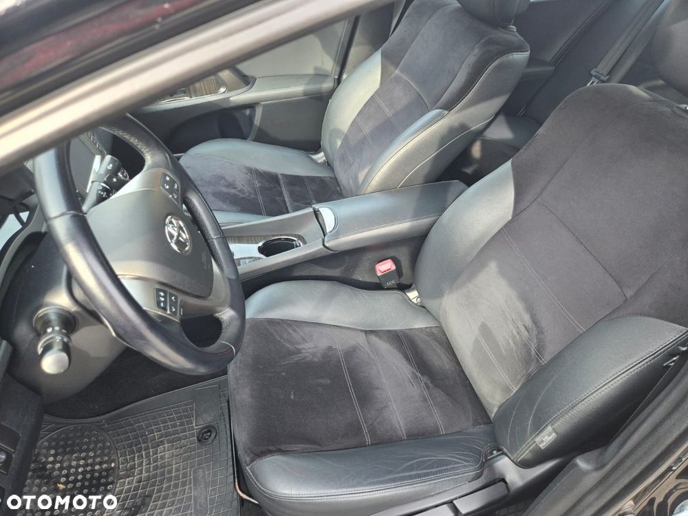 Toyota Avensis 2.0 Prestige MS - 14