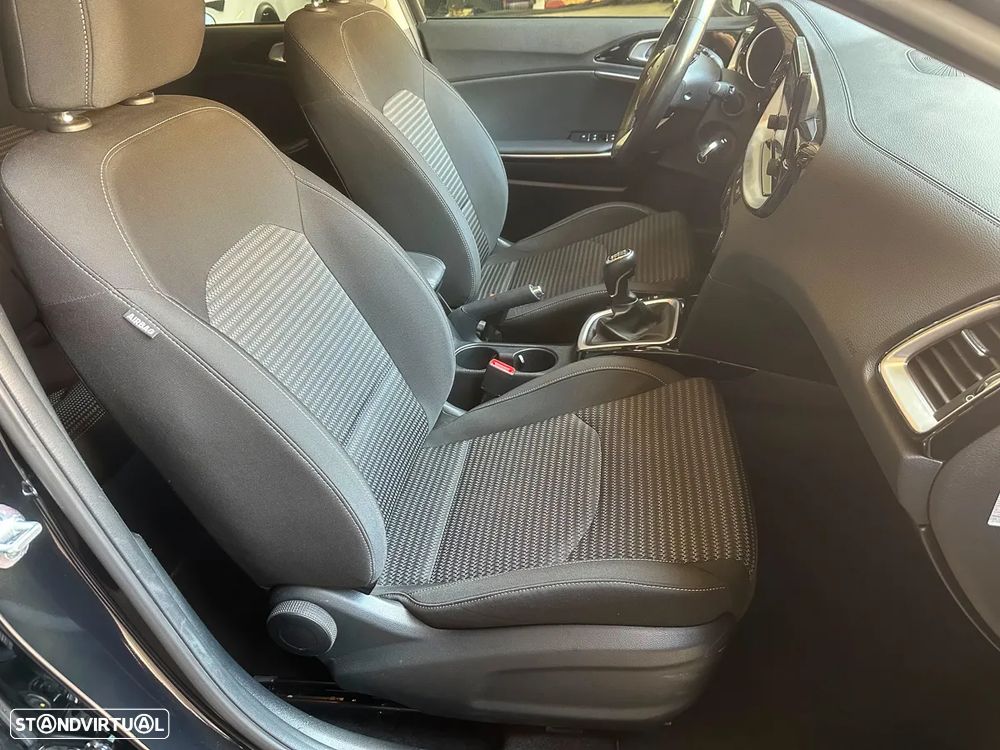 Kia Ceed SW - 24