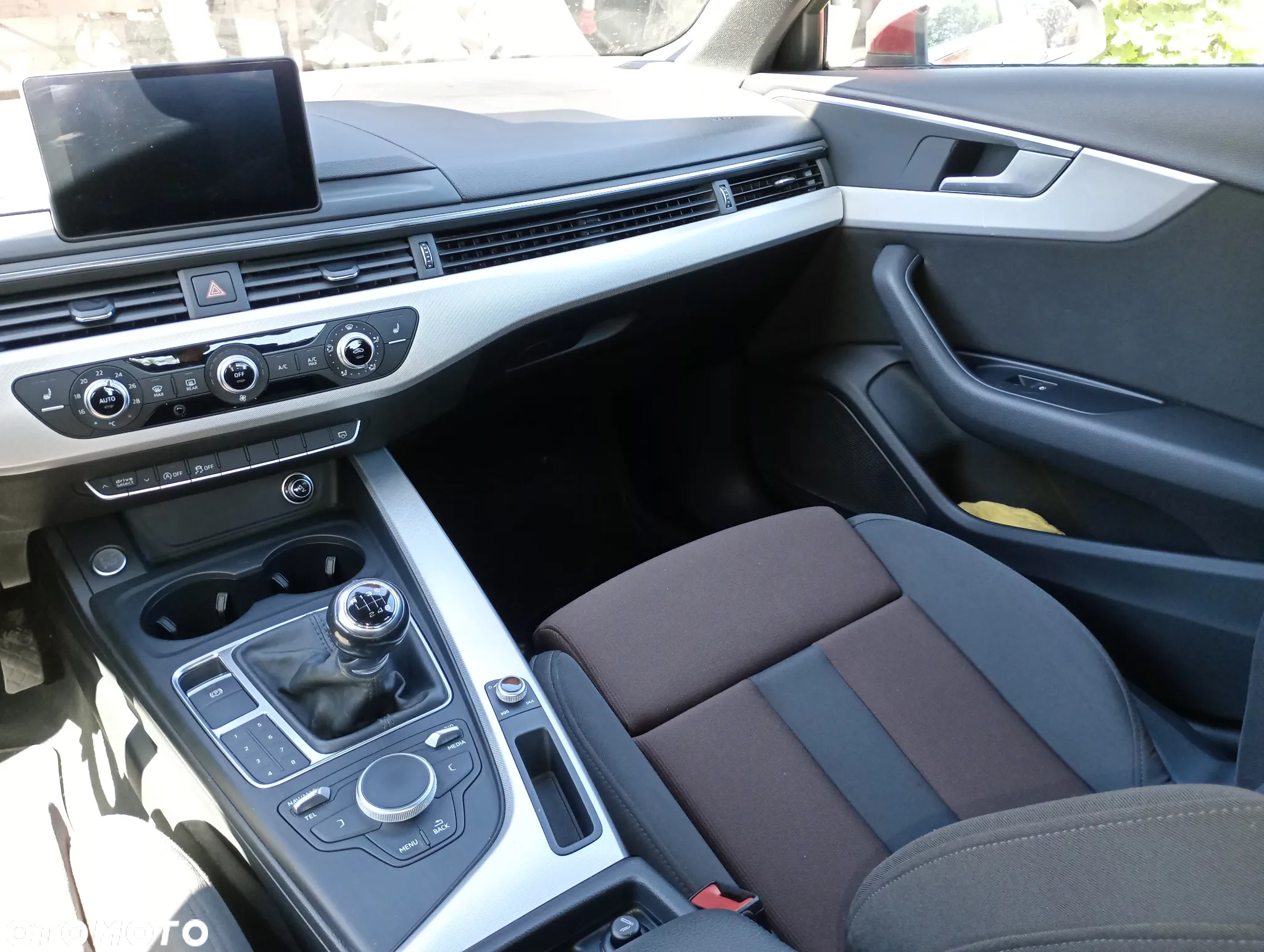 Audi A4 2.0 TDI - 10