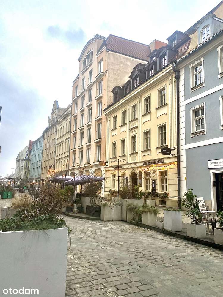 Przestronny apartament w sercu miasta!