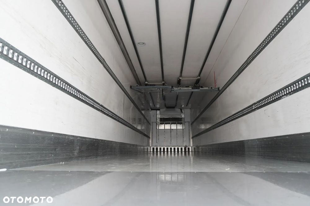 Lamberet / Carrier Vector 1950 MT (multitemperatura) / winda Dhollandia 2500 kg - 5