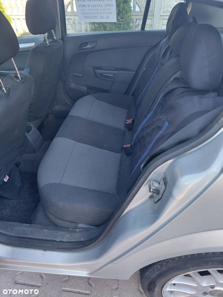 Opel Astra 1.4 - 12