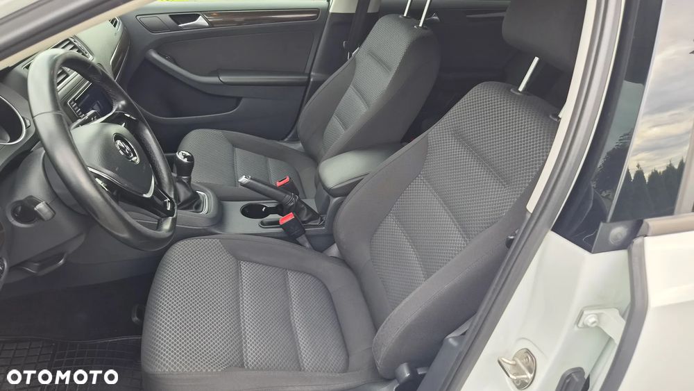 Volkswagen Jetta 2.0 TDI DPF BMT Comfortline - 10