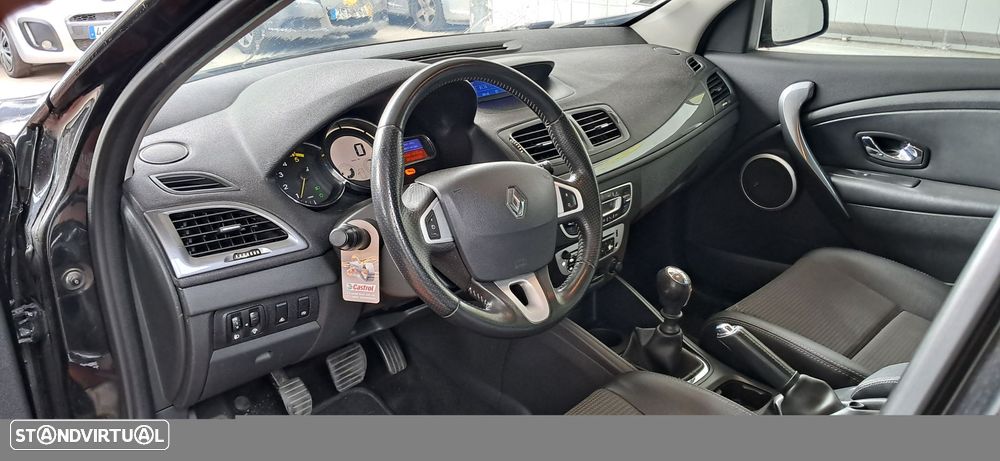 Renault Mégane Sport Tourer 1.5 dCi Dynamique - 5