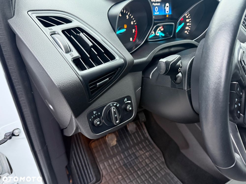 Ford Kuga 1.5 EcoBoost 2x4 Cool & Connect - 21