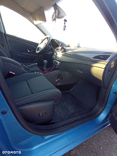 Renault Megane 1.5 dCi Expression - 10