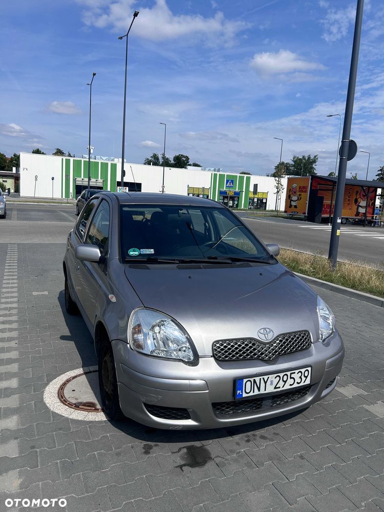 Toyota Yaris - 2