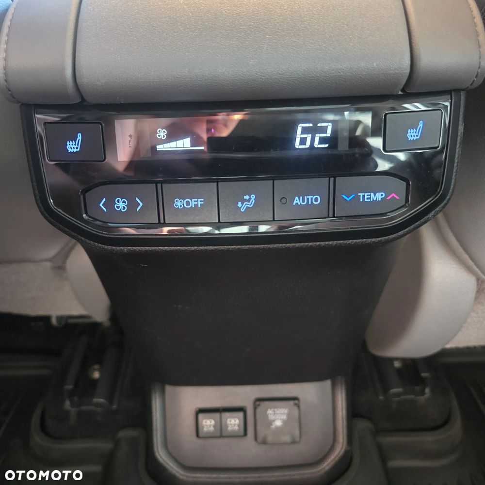 Toyota Highlander 2.5 Hybrid Prestige - 19