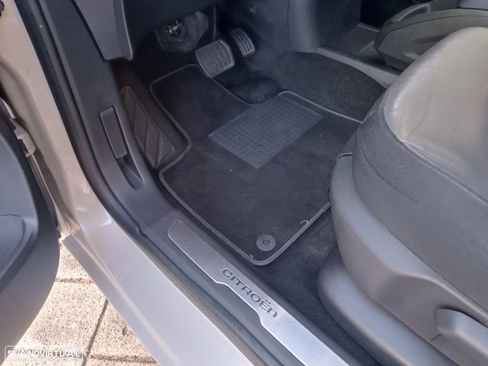 Citroën C4 Grand Picasso 1.6 BlueHDi Exclusive EAT6 - 15