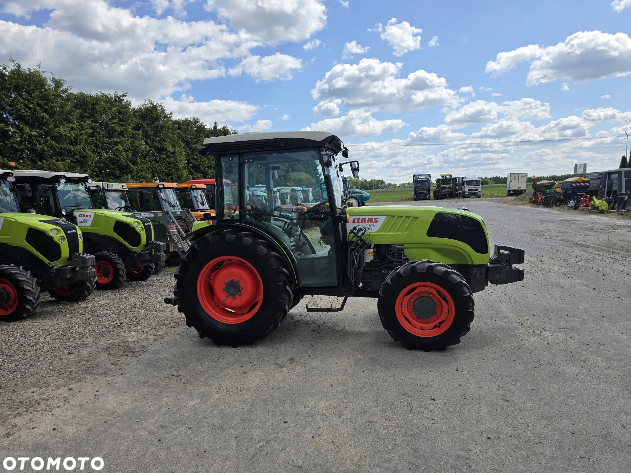 Claas Nexos 230F - 5